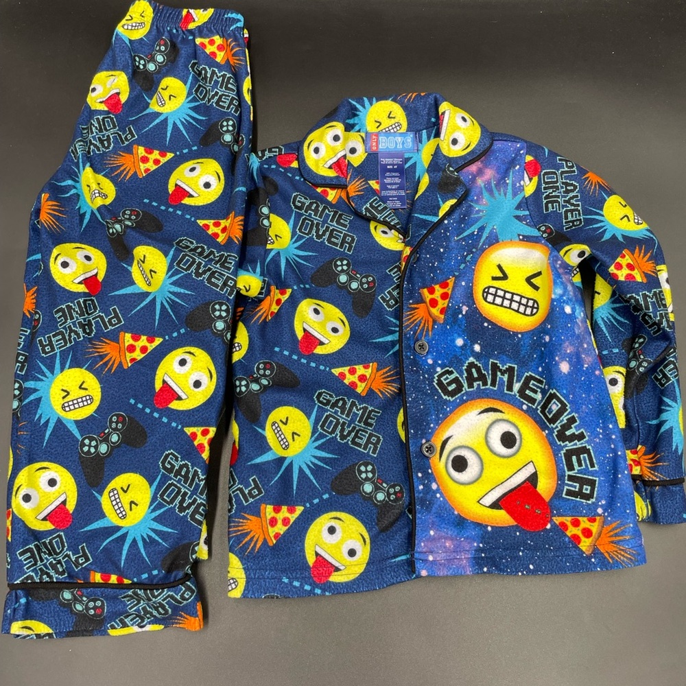 Game Over! Player One ! Only Boys 4T 2 Pieces Pajama Set